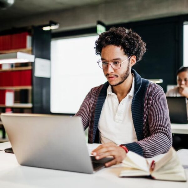 الاكاديمية الدولية