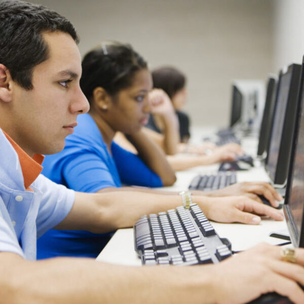 الاكاديمية الدولية