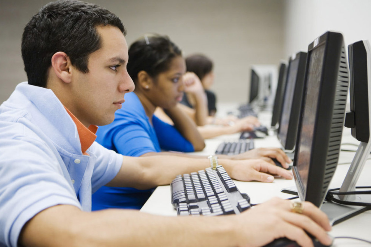 الاكاديمية الدولية